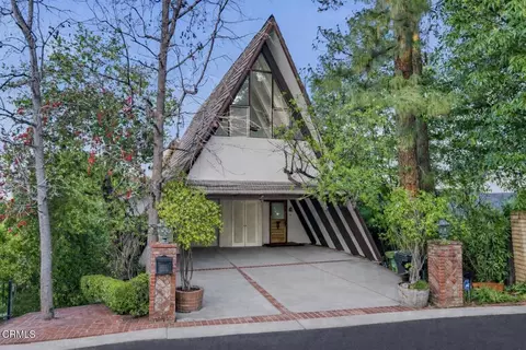 5060 Campo Rd, Woodland Hills, CA 91364