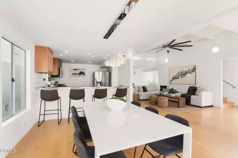 Dining - 124 San Clemente Ave, Oxnard, CA 93035 photo 3 of 3