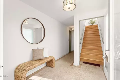 Entry Way - 124 San Clemente Ave, Oxnard, CA 93035 photo 1 of 1