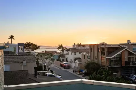View/Area - 124 San Clemente Ave, Oxnard, CA 93035 photo 3 of 10