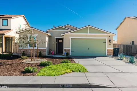 7808 Martian River St, Bakersfield, CA 93311