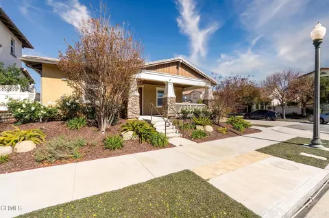 8265 Quartz St, Ventura, CA 93004