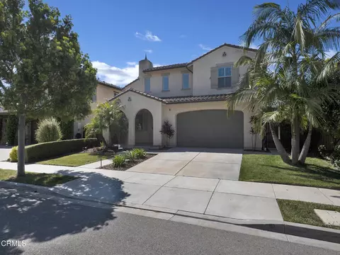 551 Bloomfield Pl, Camarillo, CA 93012