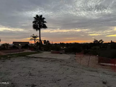 35 Estaban Dr, Camarillo, CA 93010 photo 17