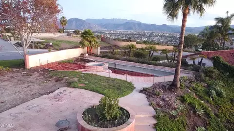 35 Estaban Dr, Camarillo, CA 93010 photo 3