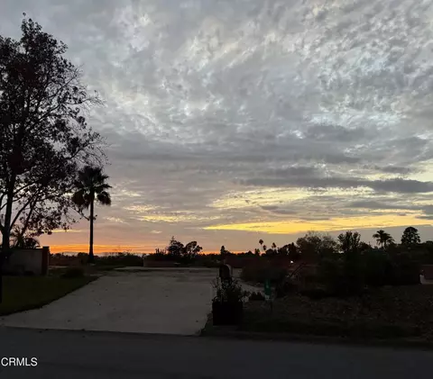 35 Estaban Dr, Camarillo, CA 93010 photo 8