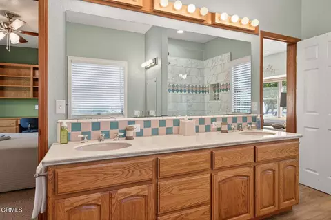 Bath - 1125 Spring St, Oak View, CA 93022 photo 7 of 11