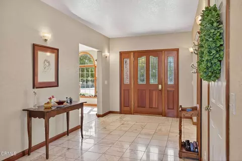 Entry Way - 1125 Spring St, Oak View, CA 93022 photo 2 of 3