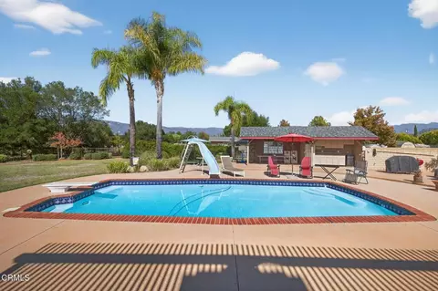 Exterior - 1125 Spring St, Oak View, CA 93022 photo 5 of 15