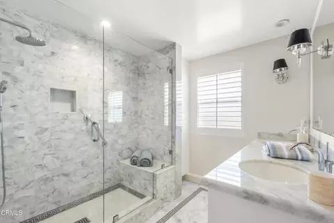 Bath - 5040 Island View St, Oxnard, CA 93035 photo 1 of 4