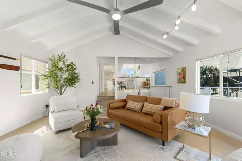 Living - 5040 Island View St, Oxnard, CA 93035 photo 3 of 7