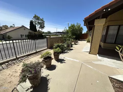 Exterior - 1807 Old Ranch Rd, Camarillo, CA 93012 photo 5 of 6