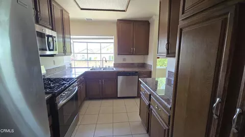 Entry Way - 1807 Old Ranch Rd, Camarillo, CA 93012 photo 1 of 2