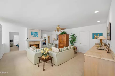 Living - 2000 Peninsula Rd, Oxnard, CA 93035 photo 3 of 4