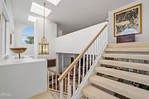 Entry Way - 2000 Peninsula Rd, Oxnard, CA 93035 photo 3 of 3