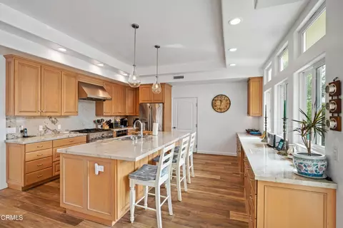 Kitchen - 2000 Peninsula Rd, Oxnard, CA 93035 photo 3 of 5