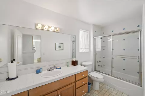 Bath - 2000 Peninsula Rd, Oxnard, CA 93035 photo 4 of 4