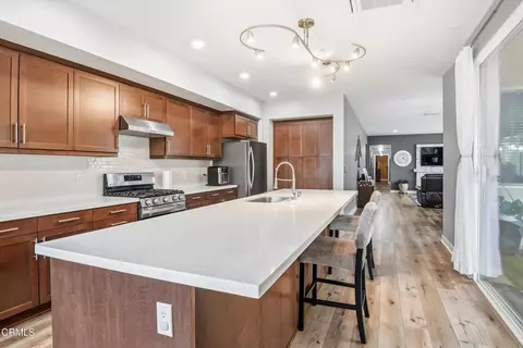 Kitchen - 2820 Wagon Wheel Rd #403, Oxnard, CA 93036 photo 1 of 2