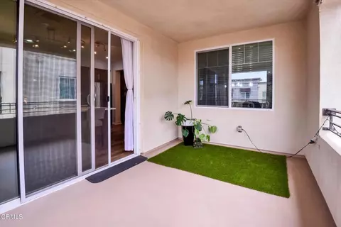 Exterior - 2820 Wagon Wheel Rd #403, Oxnard, CA 93036 photo 5 of 7