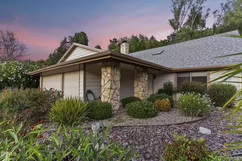 3910 Patrick Henry Pl, Agoura Hills, CA 91301