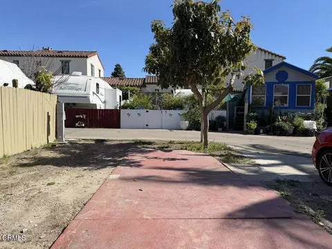 4725 9th St #31, Carpinteria, CA 93013