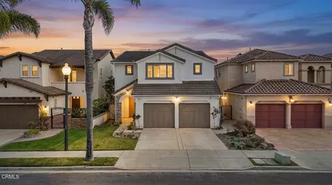 1520 Viewpoint Dr, Oxnard, CA 93035