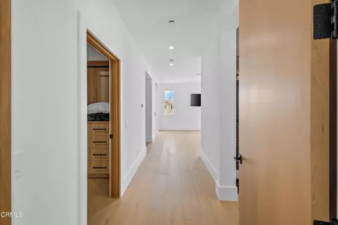 Entry Way - 1520 Viewpoint Dr, Oxnard, CA 93035 photo 6 of 6