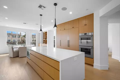 Kitchen - 1520 Viewpoint Dr, Oxnard, CA 93035 photo 3 of 4