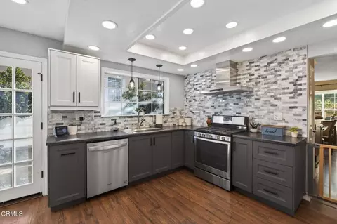 1327 Johnson Dr, Ventura, CA 93003