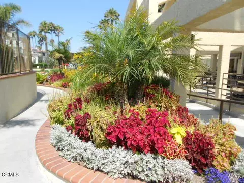 Exterior - 2277 Martinique Ln, Oxnard, CA 93035 photo 12 of 18