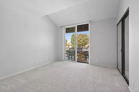 Bedroom - 2277 Martinique Ln, Oxnard, CA 93035 photo 3 of 5
