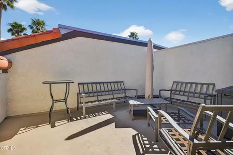 Exterior - 2277 Martinique Ln, Oxnard, CA 93035 photo 9 of 18
