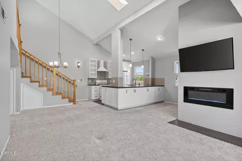 Living - 2277 Martinique Ln, Oxnard, CA 93035 photo 1 of 5