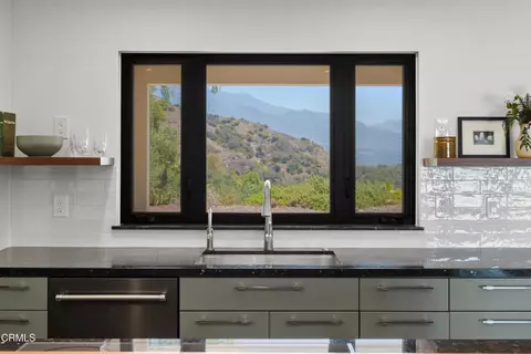Kitchen - 1417 Foothill Rd, Ojai, CA 93023 photo 3 of 4