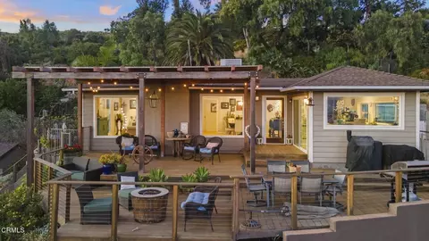 559 N Loop Dr, Camarillo, CA 93010