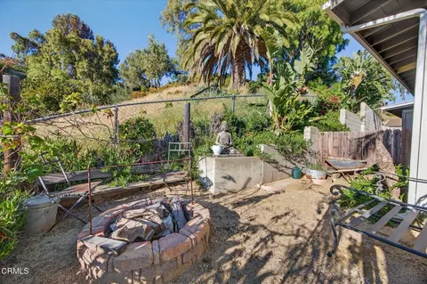 Exterior - 559 N Loop Dr, Camarillo, CA 93010 photo 24 of 24