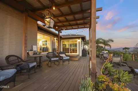 Exterior - 559 N Loop Dr, Camarillo, CA 93010 photo 11 of 24