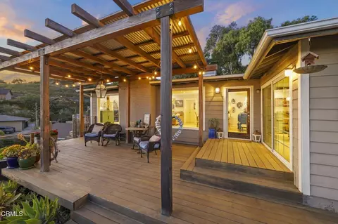 Exterior - 559 N Loop Dr, Camarillo, CA 93010 photo 9 of 24