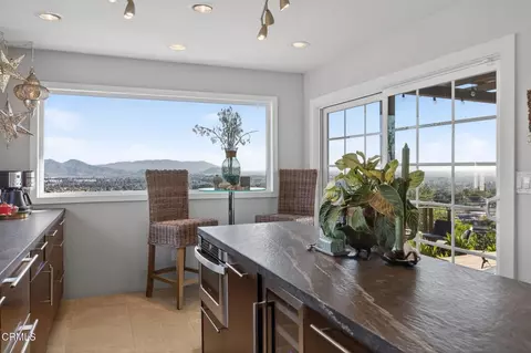 Kitchen - 559 N Loop Dr, Camarillo, CA 93010 photo 3 of 7