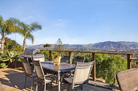 Exterior - 559 N Loop Dr, Camarillo, CA 93010 photo 4 of 24