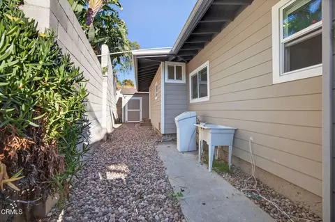 Exterior - 559 N Loop Dr, Camarillo, CA 93010 photo 22 of 24