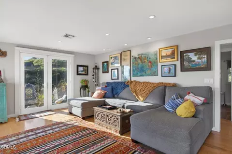 Living - 559 N Loop Dr, Camarillo, CA 93010 photo 1 of 3