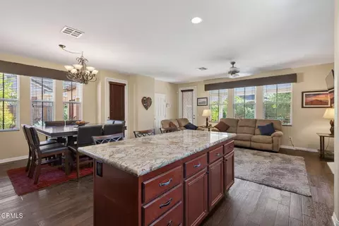 615 Boston Ave, Ventura, CA 93004