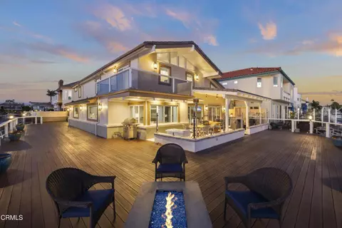 2131 Ravoli Dr, Oxnard, CA 93035