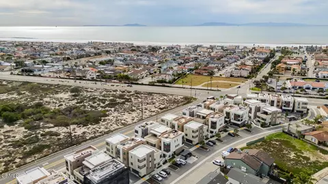 1085 Canal St, Oxnard, CA 93035