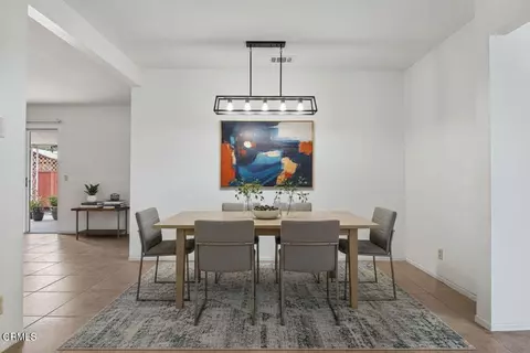 Dining - 4221 Justin Way, Oxnard, CA 93033 photo 3 of 4