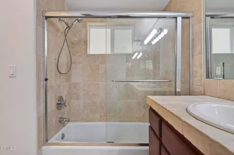 Bath - 264 Hollywood Blvd, Oxnard, CA 93035 photo 7 of 7