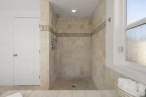 Bath - 264 Hollywood Blvd, Oxnard, CA 93035 photo 4 of 7