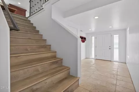 Entry Way - 264 Hollywood Blvd, Oxnard, CA 93035 photo 2 of 2