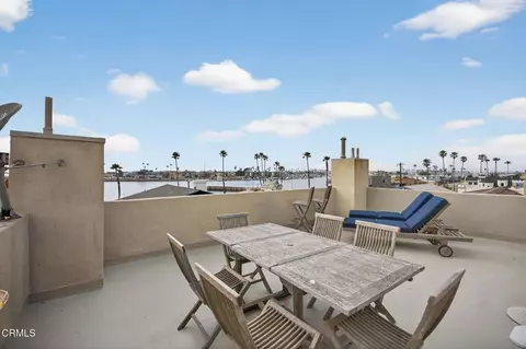 Exterior - 264 Hollywood Blvd, Oxnard, CA 93035 photo 10 of 10